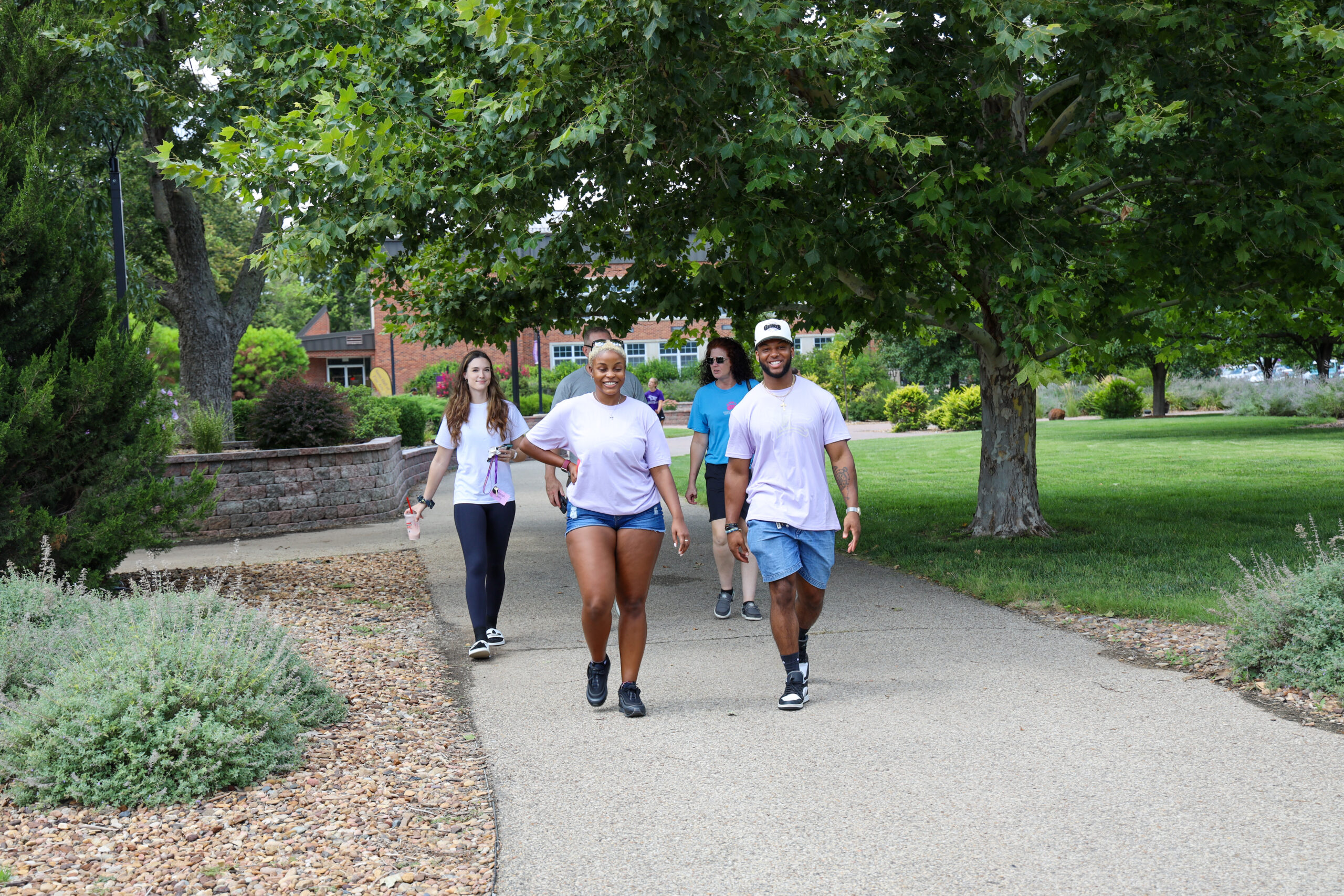 Students at move-in