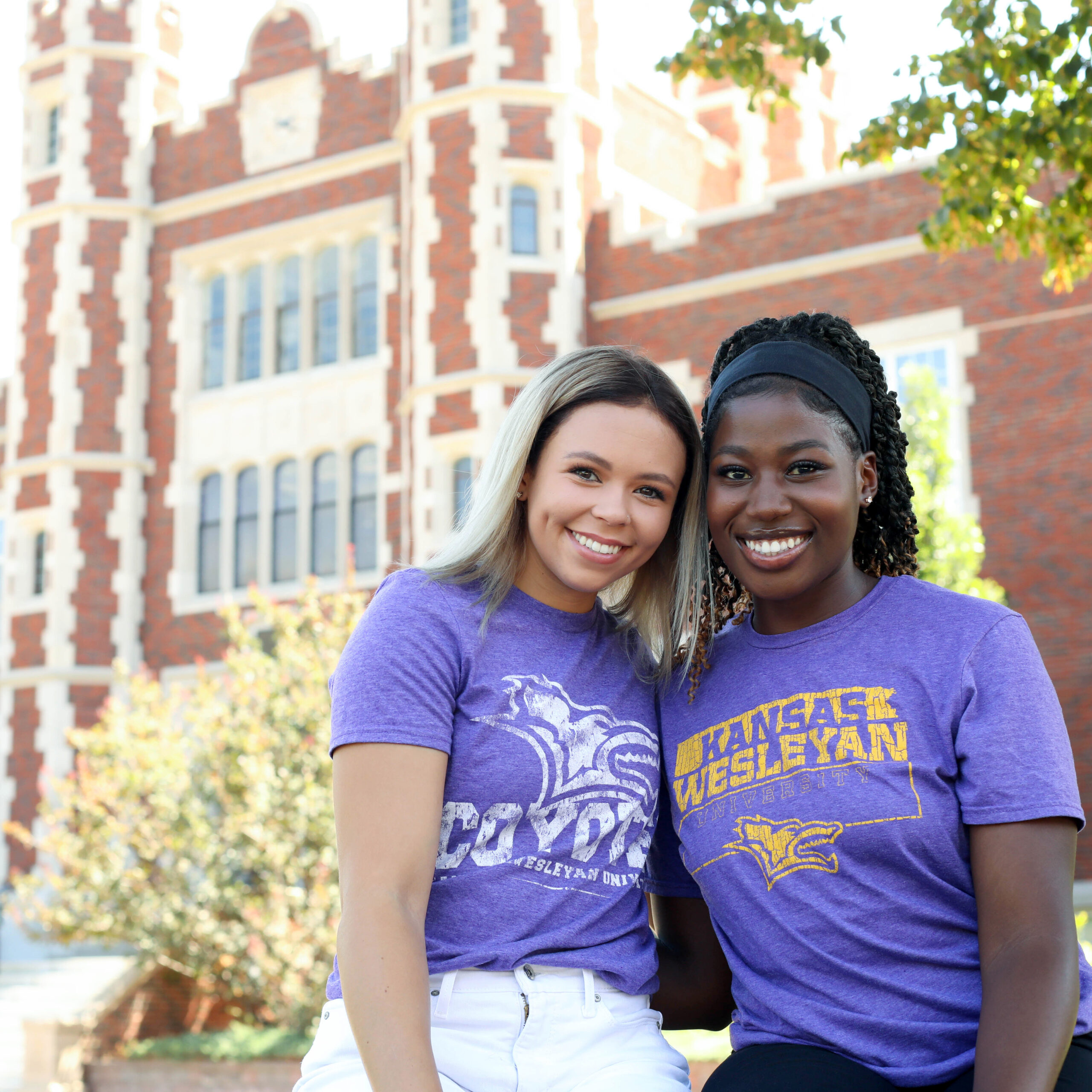 Students in front of Pioneer Hall