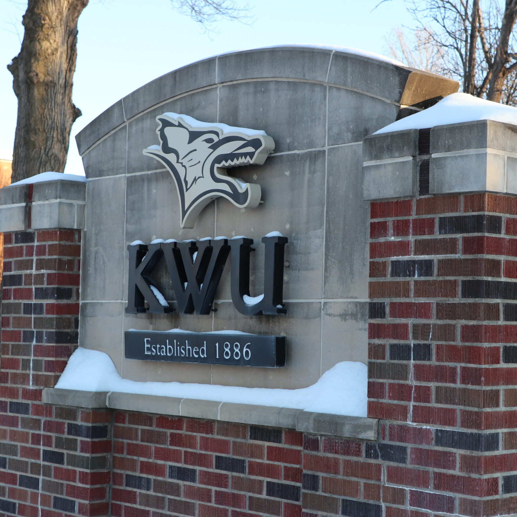 Snow on KWU sign