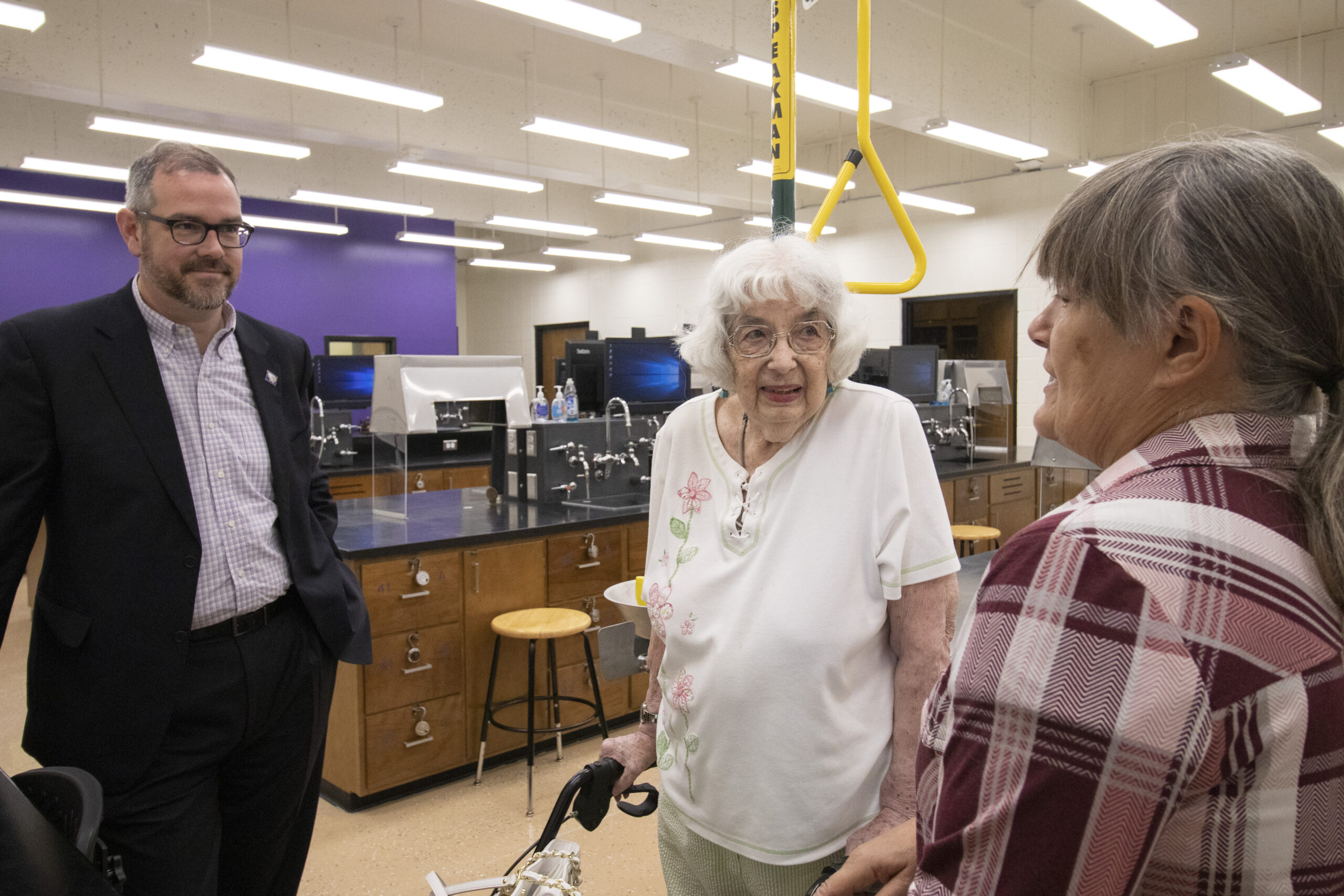 Barbara Hauptli meets with KWU president and chemistry professor